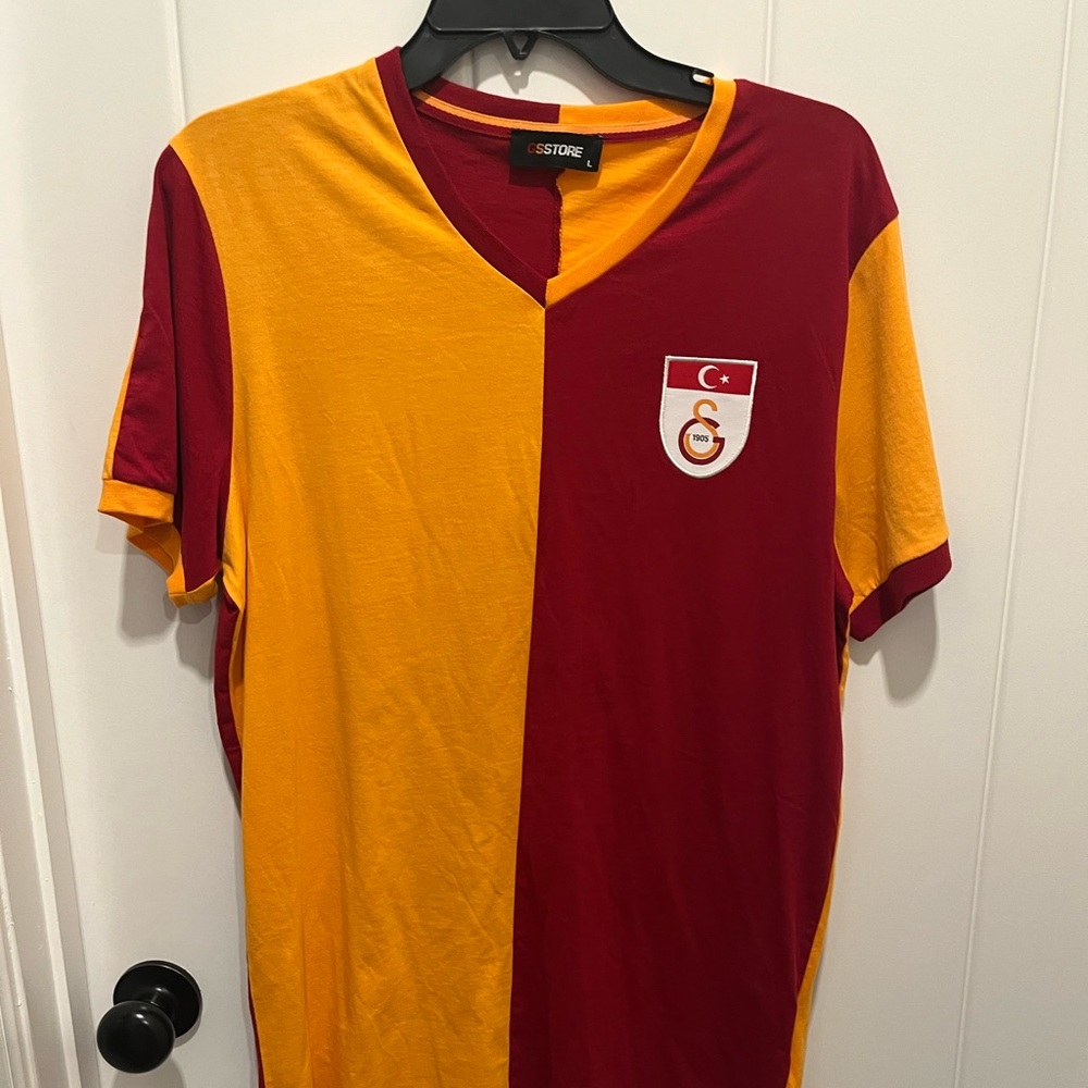 Galatasaray Retro Jersey. Size L bought in Istanbul.